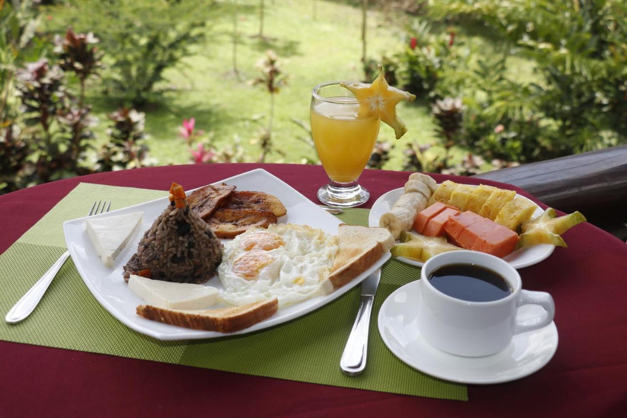 Hotel Rancho Cerro Azul La Fortuna Eksteriør bilde