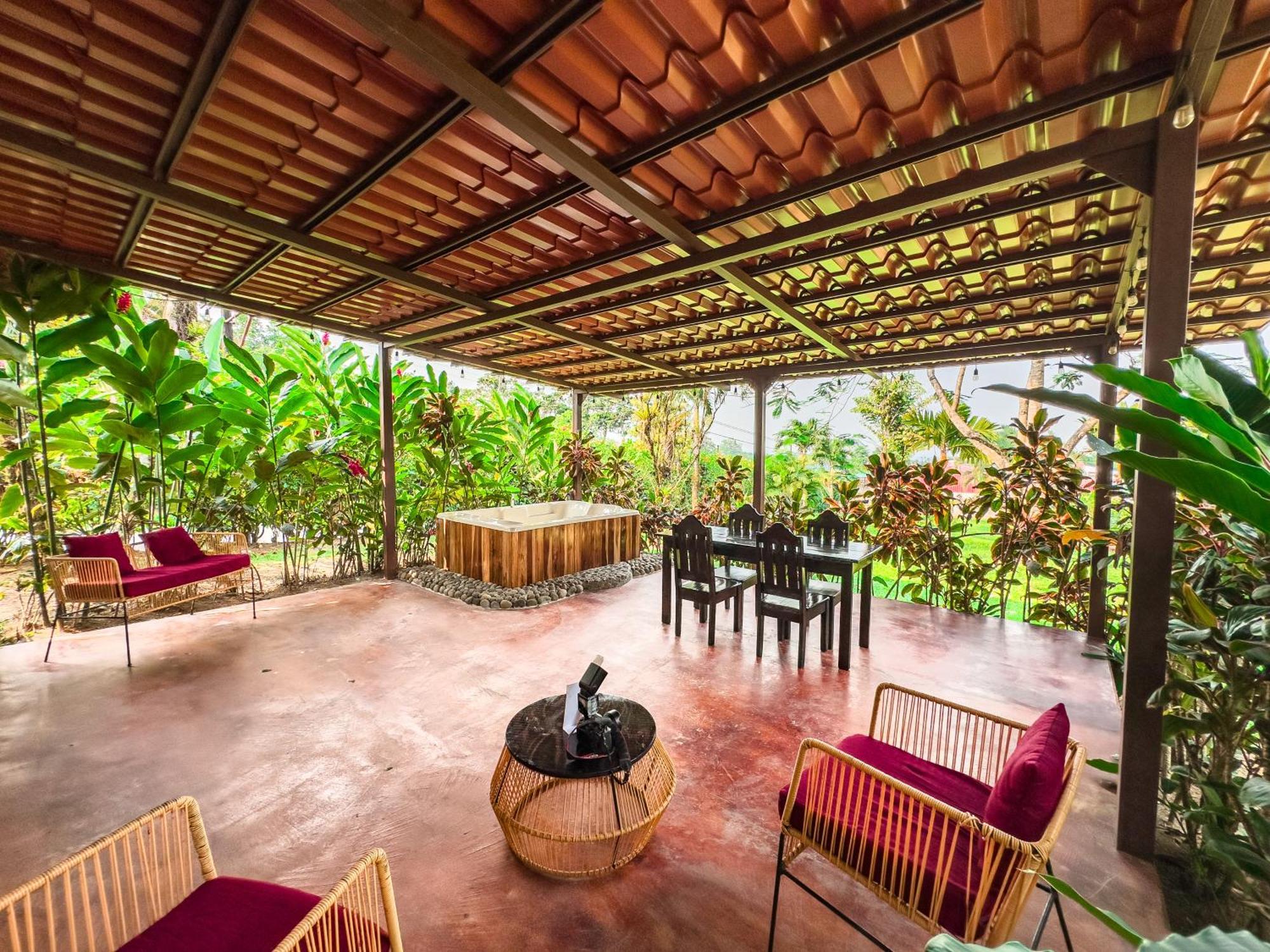 Hotel Rancho Cerro Azul La Fortuna Eksteriør bilde